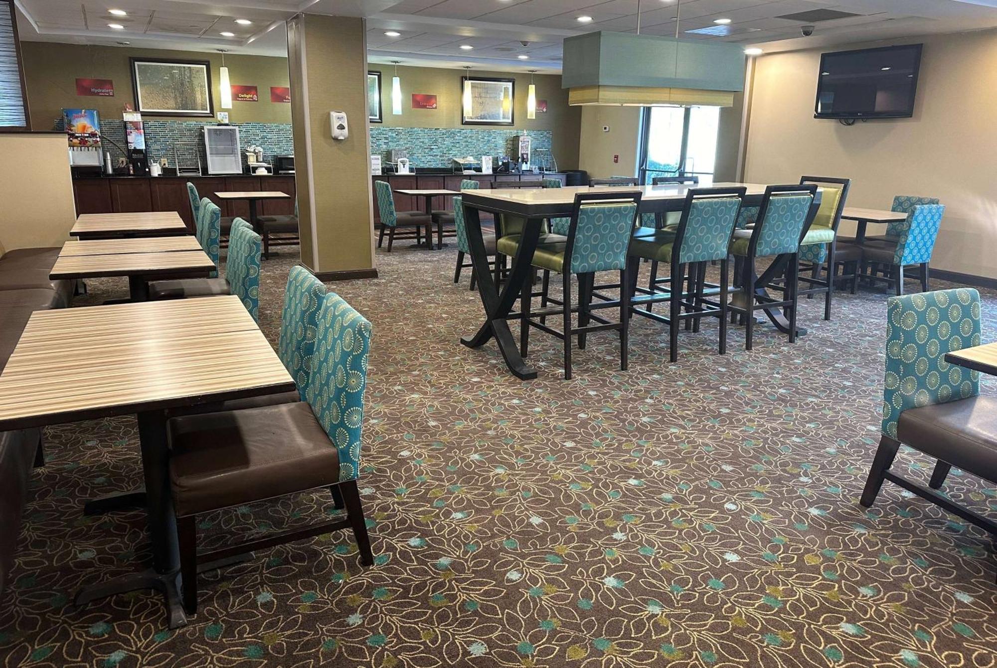 哈里斯博格东贝斯特韦斯特优质酒店 哈里斯堡 外观 照片